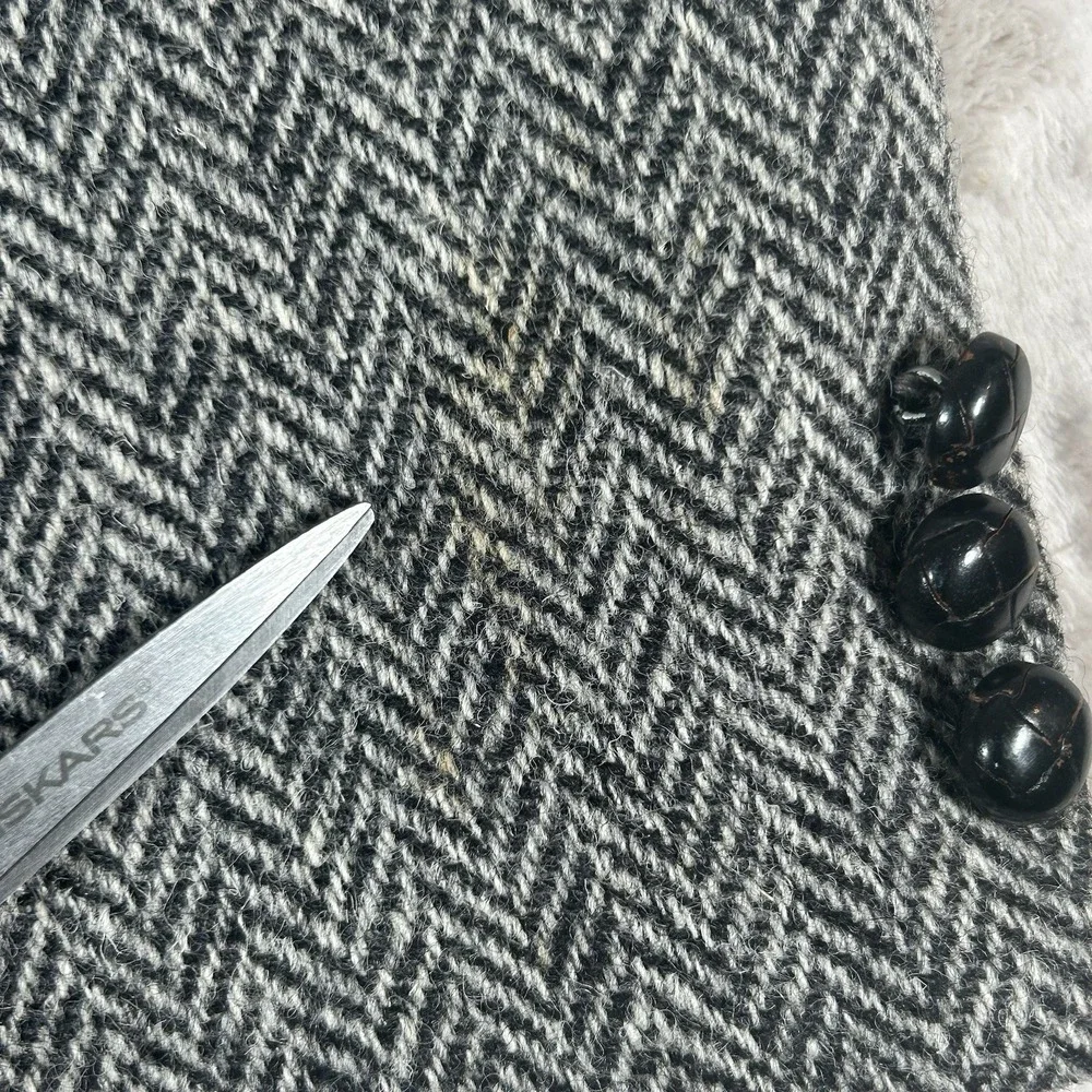 VTG Harris Tweed Blazer Mens 44L Gray Herringbone Pure Scottish Wool Handwoven
